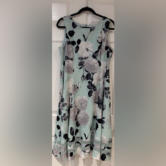 Calvin Klein Floral Print Illusion Hem Midi Dress Size 14 Spring Easter Church - Picture 3 of 10